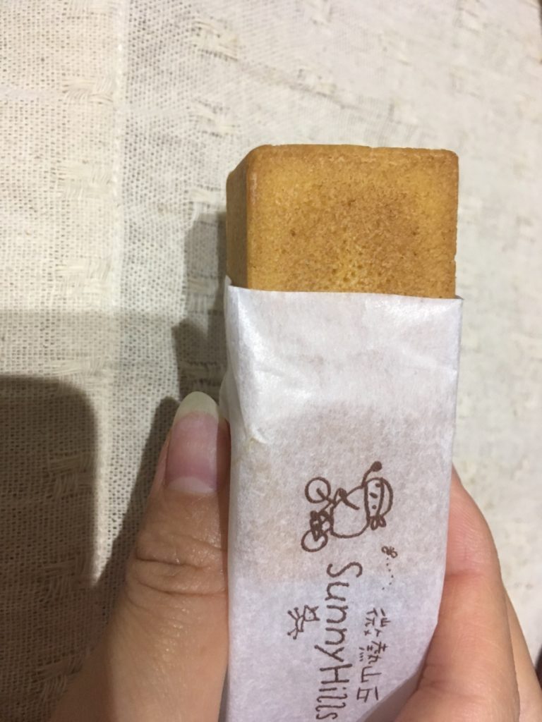パイナップルケーキ　台湾