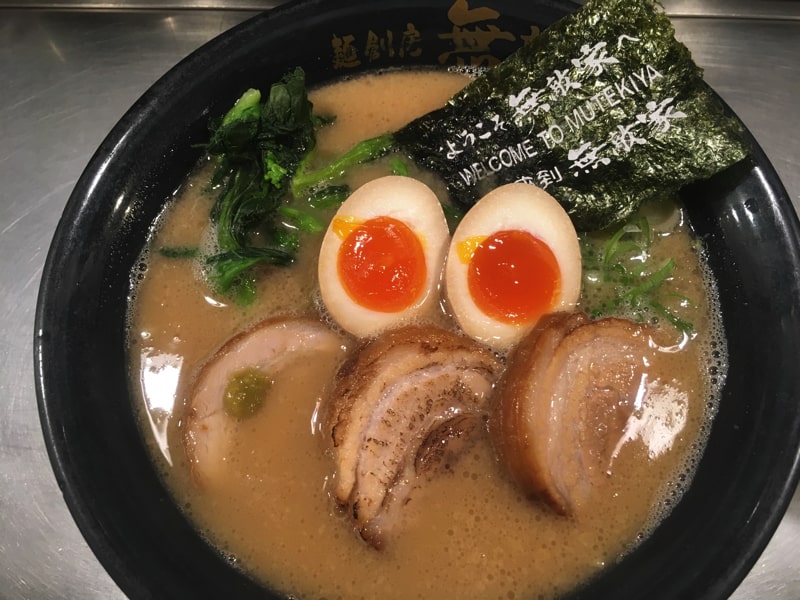 池袋　ラーメン