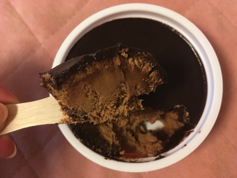 生チョコレート　芳醇プラリネアイス